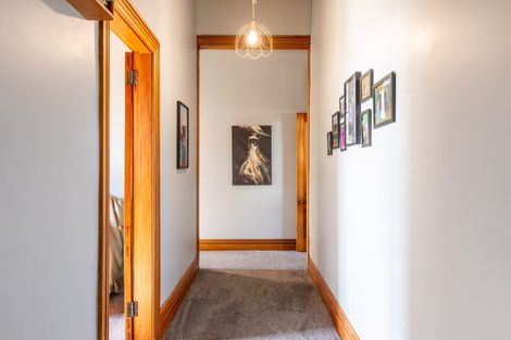 Photo of property in 16 Ross Street, Woodville, 4920