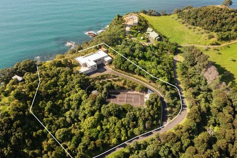 Photo of property in 73 Radar Road, Hot Water Beach, Whitianga, 3591