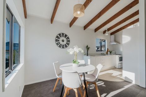 Photo of property in 8a Carey Street, Maeroa, Hamilton, 3200