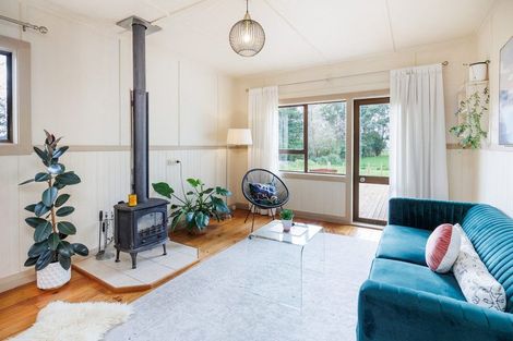 Photo of property in 765 Makerua Road, Tokomaru, Palmerston North, 4474