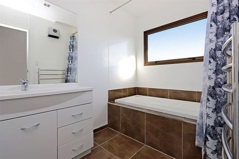 Photo of property in 16 Ngaruroro Avenue, Whakatu, Hastings, 4102