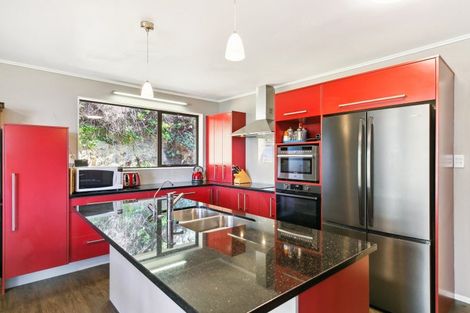 Photo of property in 19c Cave Road, Houghton Bay, Wellington, 6023