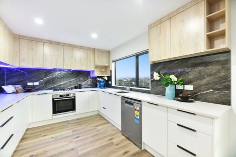 Photo of property in 292 Birdwood Road, Massey, Auckland, 0614