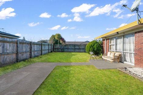 Photo of property in 4/24 Robertson Road, Favona, Auckland, 2024