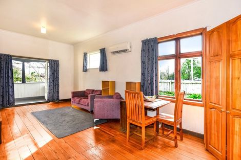 Photo of property in 96 Somerfield Street, Somerfield, Christchurch, 8024