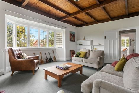 Photo of property in 69 Balmain Road, Birkenhead, Auckland, 0626