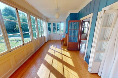 Photo of property in Arlesford House, 202 State Highway 3, Westmere, Whanganui, 4574