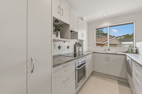 Photo of property in 104 Hinewa Road, Otumoetai, Tauranga, 3110