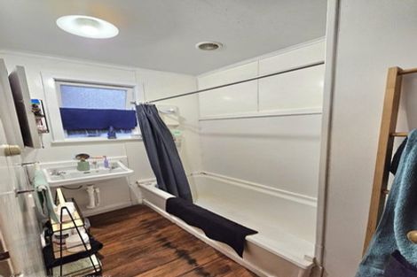 Photo of property in 22 Clinton Street, Fitzroy, New Plymouth, 4312