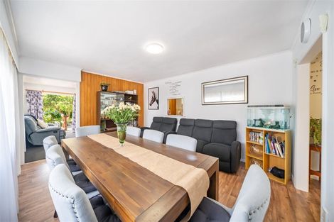 Photo of property in 4 Davis Crescent, Elderslea, Upper Hutt, 5018
