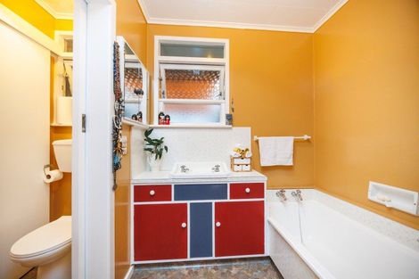 Photo of property in 21 Anaru Place, Awapuni, Palmerston North, 4412