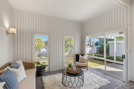 Photo of property in 4 Kenwyn Avenue, St Albans, Christchurch, 8052