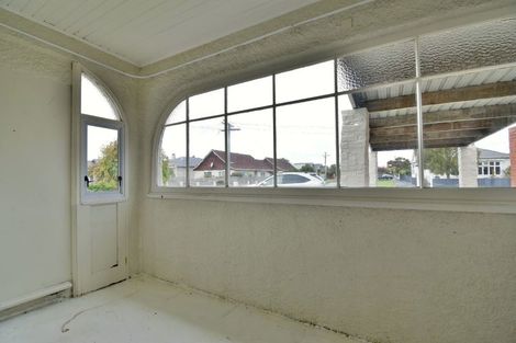 Photo of property in 64 Hargest Crescent, Saint Kilda, Dunedin, 9012