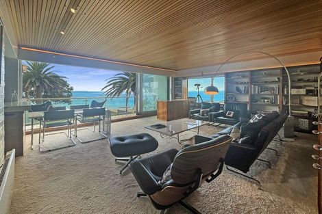Photo of property in Seaview Apartments, 4/64 Milford Road, Milford, Auckland, 0620