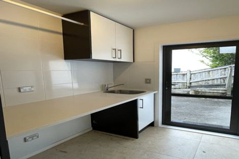 Photo of property in 114 Kittiwake Drive, Schnapper Rock, Auckland, 0632