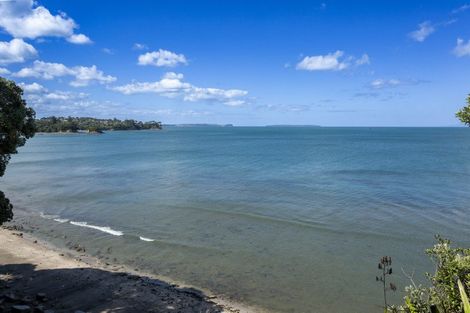 Photo of property in 62 Sharon Road, Waiake, Auckland, 0630