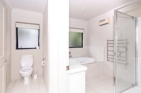 Photo of property in 18 Ludlam Way, Otaki, 5512