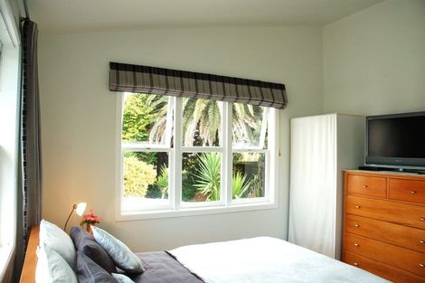 Photo of property in 28 James Mcleod Road, Shelly Beach, Helensville, 0874