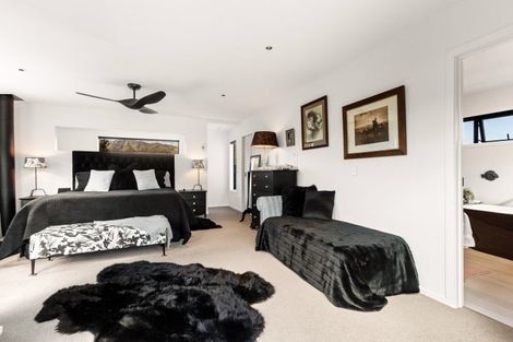 Photo of property in 21 Little Maude Drive, Lake Hawea, 9382