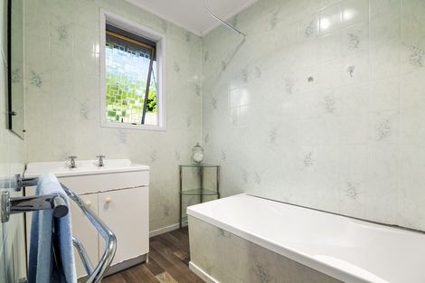 Photo of property in 26 Donovan Avenue, Massey, Auckland, 0614