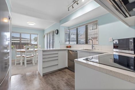 Photo of property in 3a Seaway Terrace, Otumoetai, Tauranga, 3110