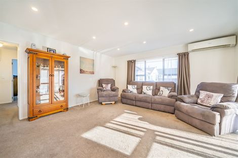 Photo of property in 3f1- Ararino Street, Trentham, Upper Hutt, 5018