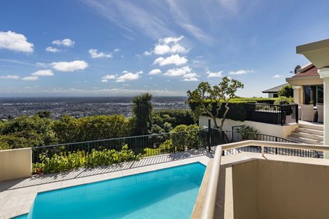 Photo of property in 34 Harry Ell Drive, Cashmere, Christchurch, 8022