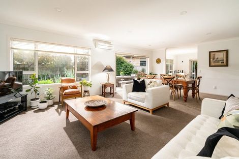 Photo of property in 2 Patterson Lane, Raumati Beach, Paraparaumu, 5032