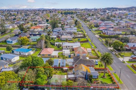 Photo of property in 51 Churchill Avenue, Manurewa, Auckland, 2102