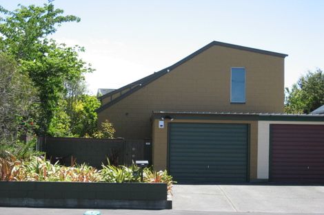 Photo of property in 2/151c Avonhead Road, Avonhead, Christchurch, 8042