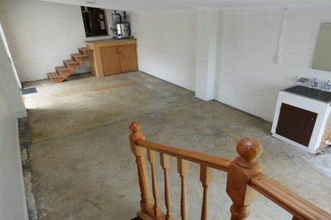 Photo of property in 16 Kotare Street, Waikanae, 5036