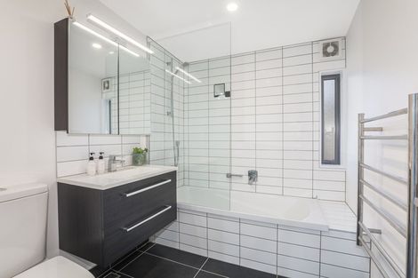 Photo of property in 14/7u Handyside Street, Tawa, Wellington, 5028