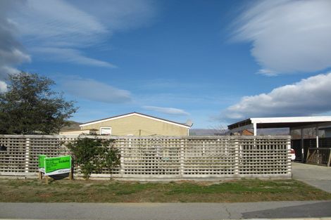Photo of property in 58a Molyneux Avenue, Cromwell, 9310