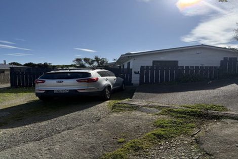 Photo of property in 1/20 Mandeville Crescent, Grenada Village, Wellington, 6037