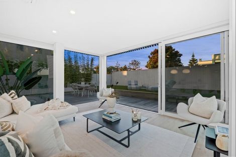 Photo of property in 16 Ida Way, Omaha, 0986