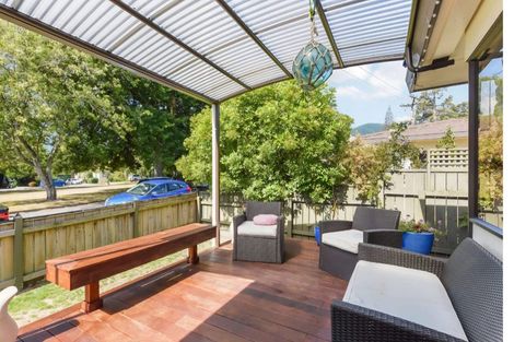 Photo of property in 8 Hobhouse Street, Stoke, Nelson, 7011