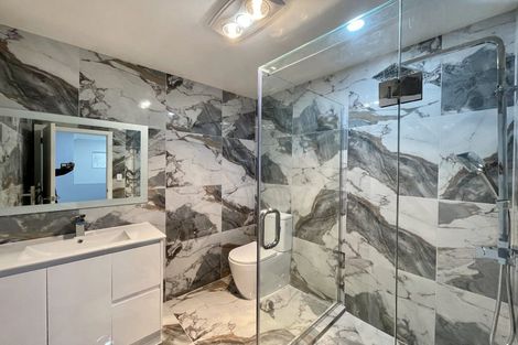 Photo of property in 65c Manuroa Road, Takanini, 2112