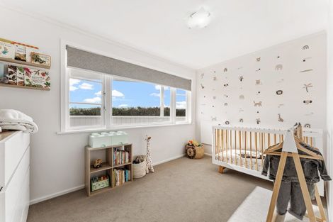 Photo of property in 11b Waiora Road, Stanmore Bay, Whangaparaoa, 0932