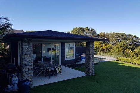 Photo of property in 57d Norwood Road, Bayswater, Auckland, 0622