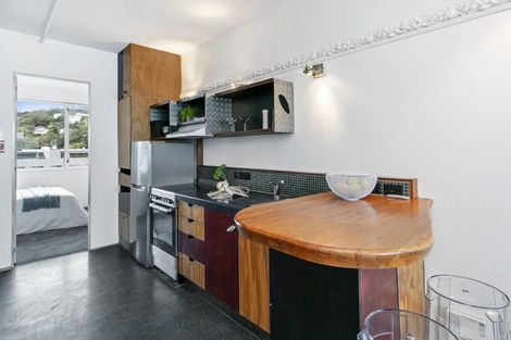 Photo of property in Qba Apartments, 4c/51 Webb Street, Mount Cook, Wellington, 6011