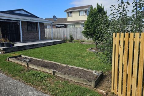 Photo of property in 372 Swanson Road, Ranui, Auckland, 0612