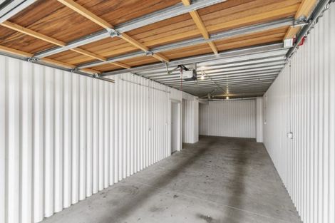 Photo of property in 8/8 Monte Cassino Place, Birkdale, Auckland, 0626