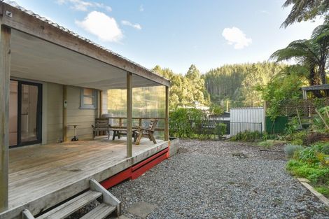 Photo of property in 37 Tombleson Road, Lake Rotoma, Rotorua, 3074