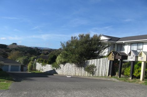 Photo of property in 27b Shackle Lane, Whitby, Porirua, 5024
