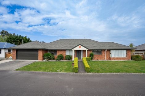 Photo of property in 29 Parnell Heights Drive, Kelvin Grove, Palmerston North, 4414