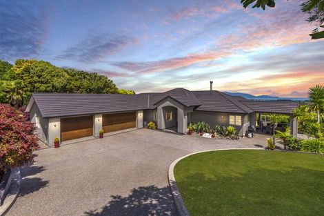 Photo of property in 27a Kotare Street, Waikanae, 5036
