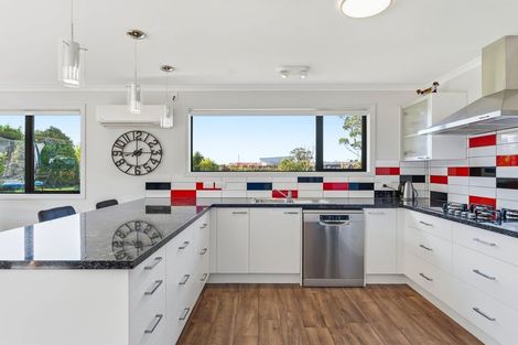 Photo of property in 27 Green Island Bush Road, Blackhead, Dunedin, 9076