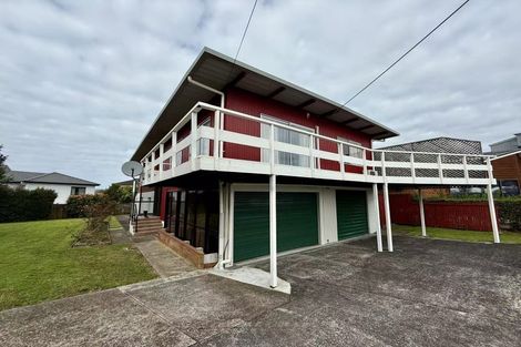 Photo of property in 8 Kowhai Road, Campbells Bay, Auckland, 0630