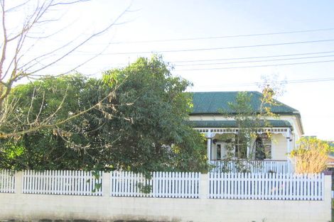 Photo of property in 6 Johnson Street, Dinsdale, Hamilton, 3204