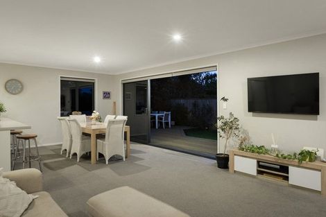 Photo of property in 15 Ian Place, Waihi Beach, 3611